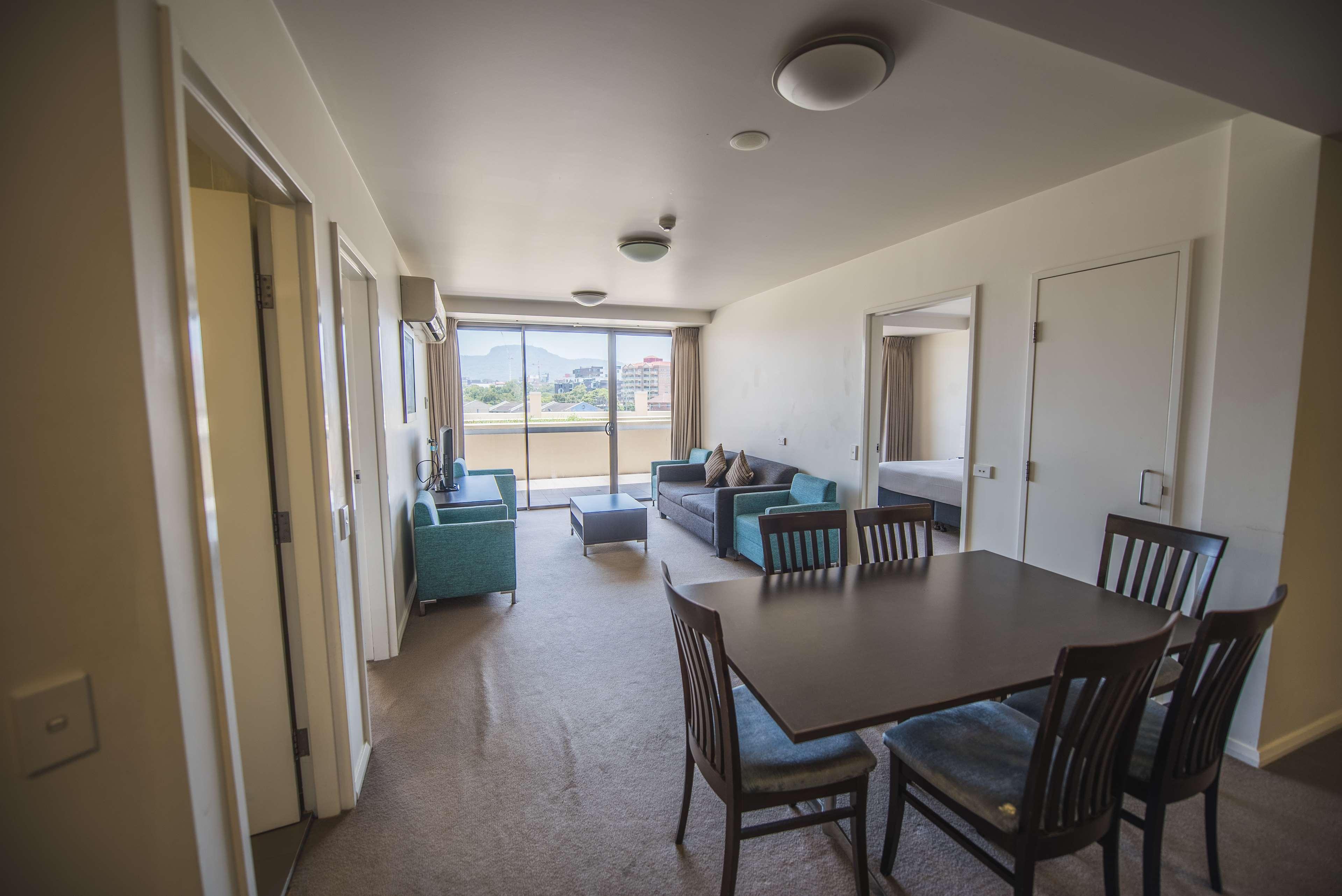 Best Western City Sands Wollongong Buitenkant foto