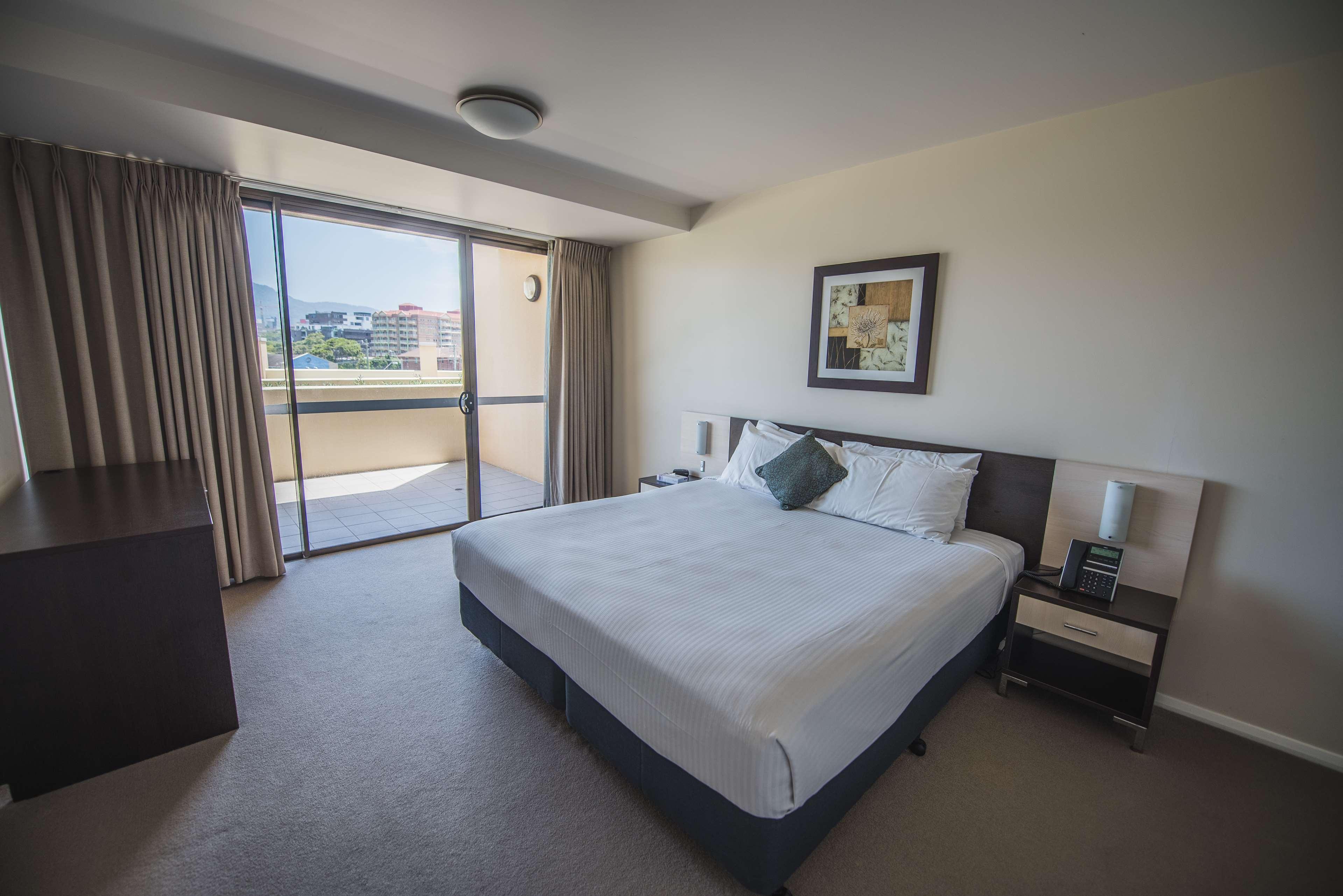 Best Western City Sands Wollongong Buitenkant foto